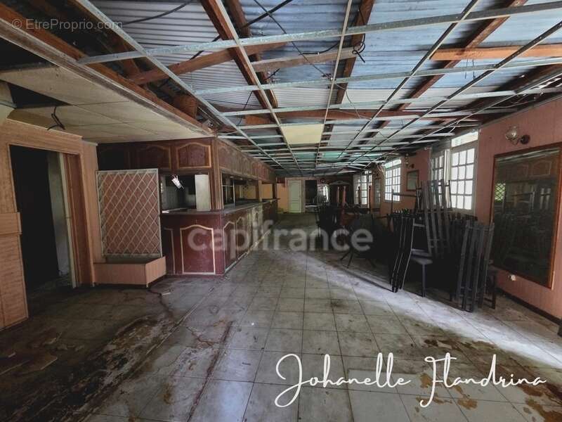 Hôtel de 567 m² à rénover - Le Gosier - photo 6