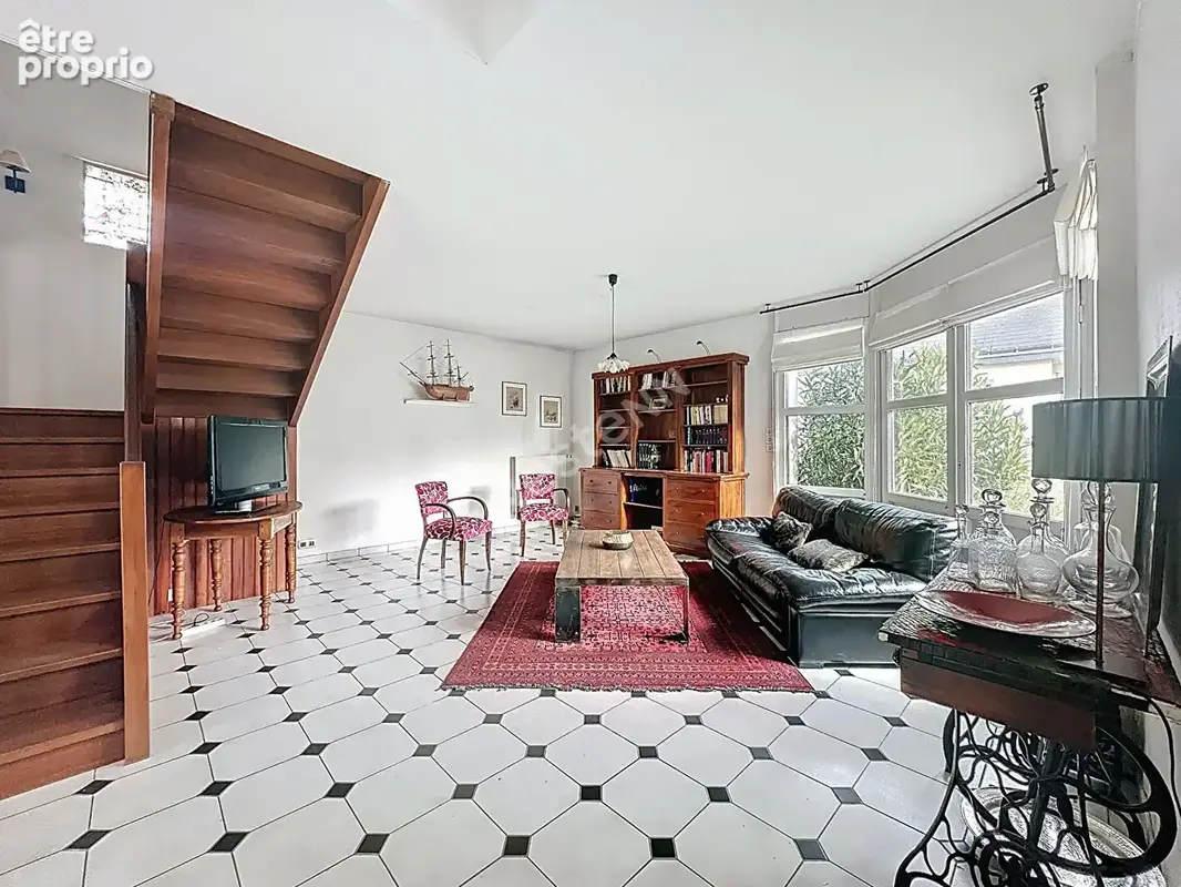 Nantes -Eraudière - Maison 163 m² de 3 chambres avec garage et jardin au pied des bords de l'Erdre - photo 5