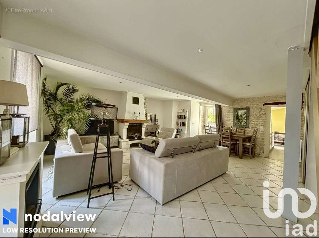 Photo 6 - Maison à LA JARRIE