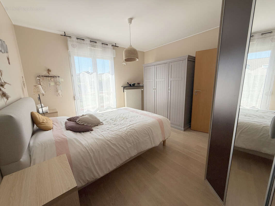 Maison à ROUSSY-LE-VILLAGE