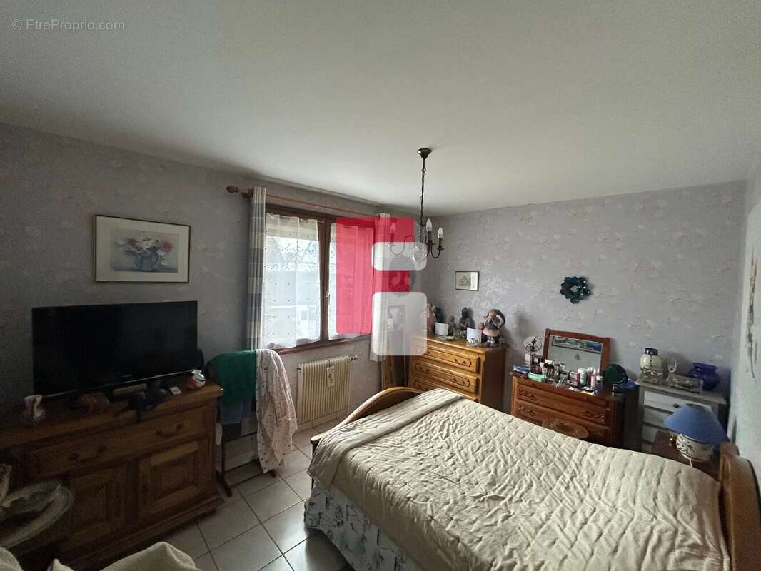 Maison à LA RIVIERE-DE-CORPS