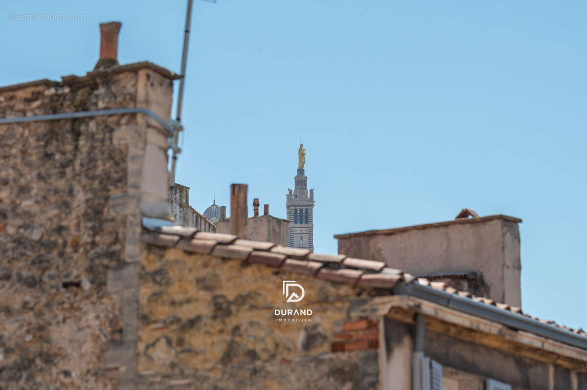 Appartement à MARSEILLE-6E