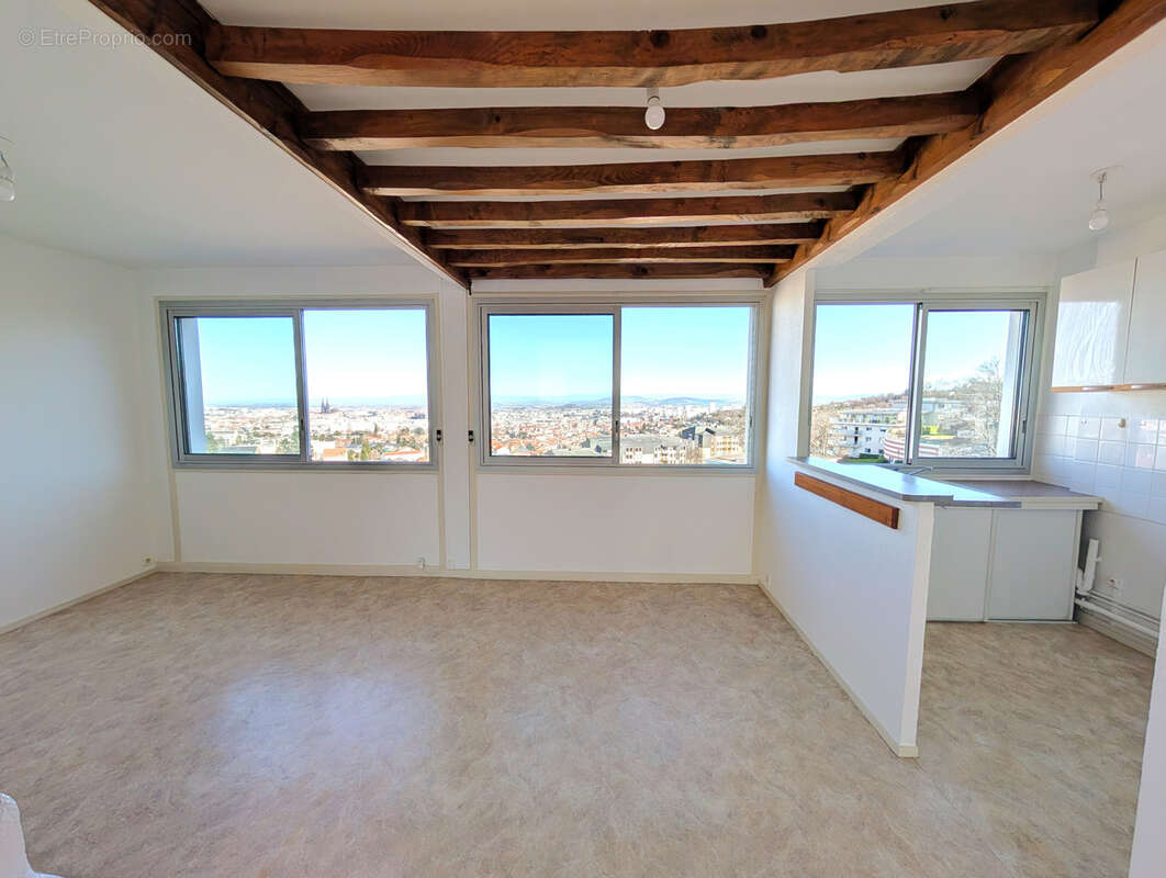 Appartement à CHAMALIERES