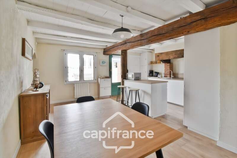 Maison à BLETTERANS