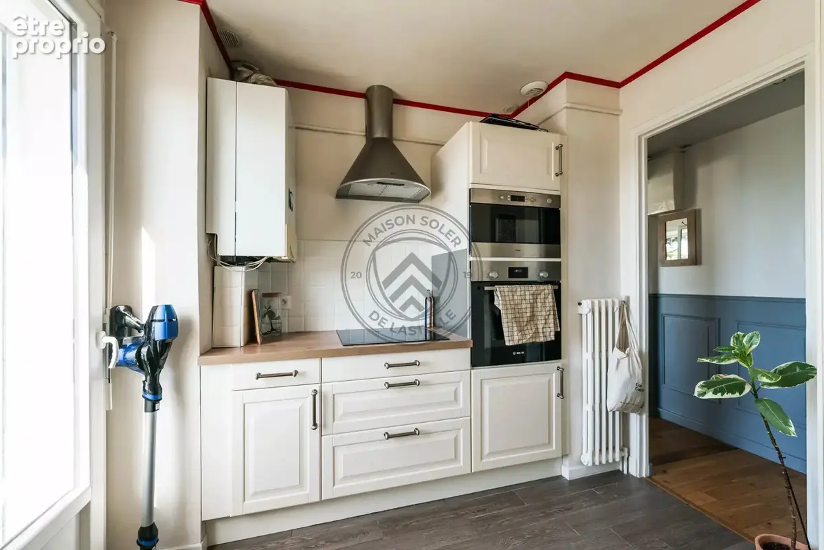 Appartement T3 Rue BARRAU avec parking et extérieur - photo 9