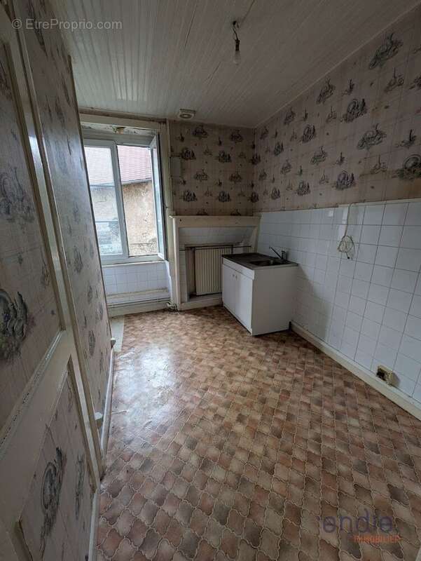 Maison à BUCEY-LES-GY