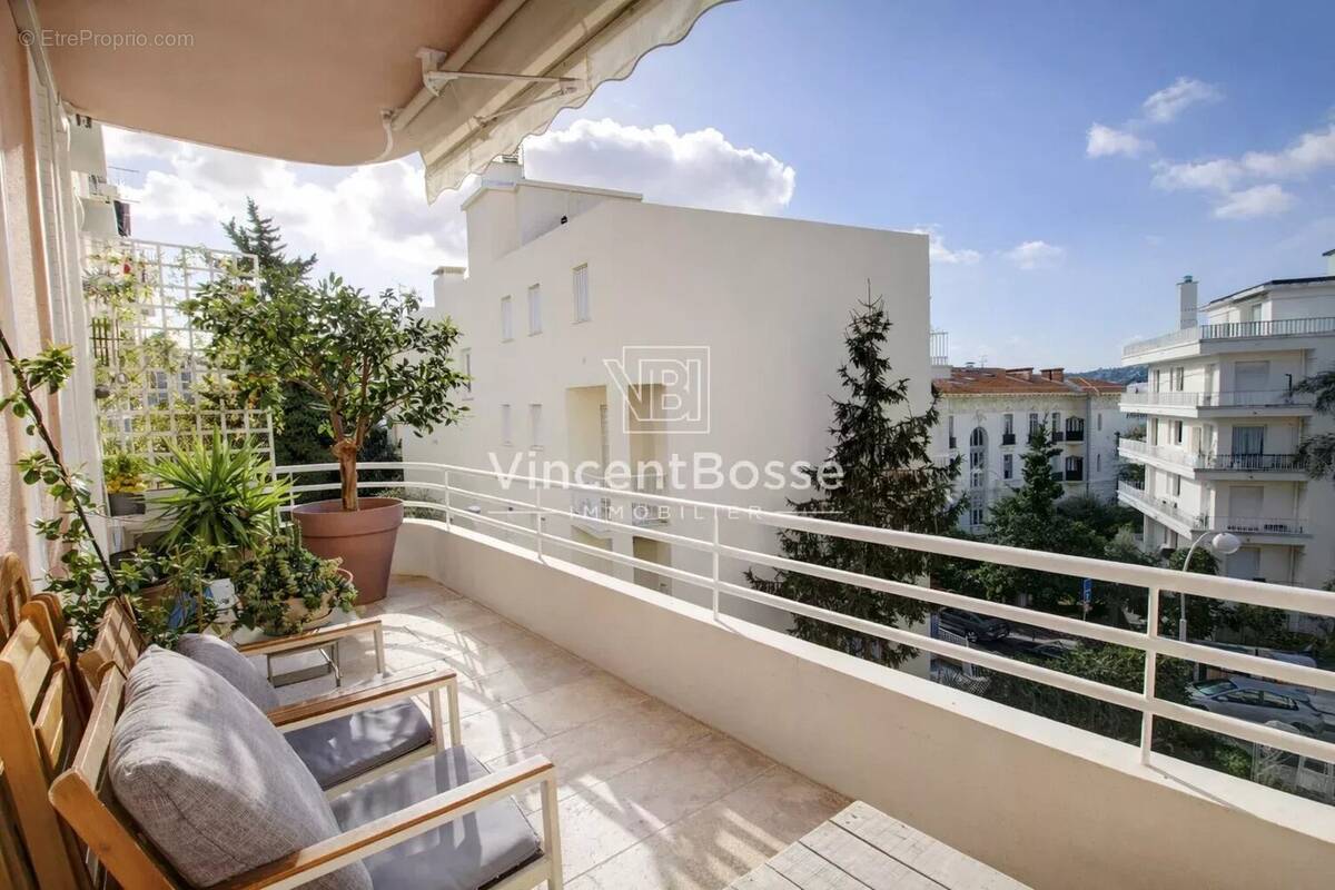 Appartement à NICE