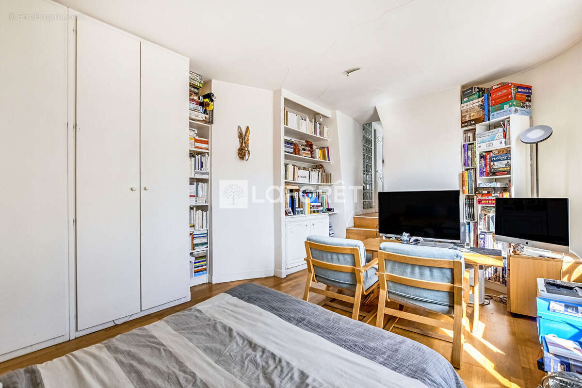 Appartement à PARIS-6E