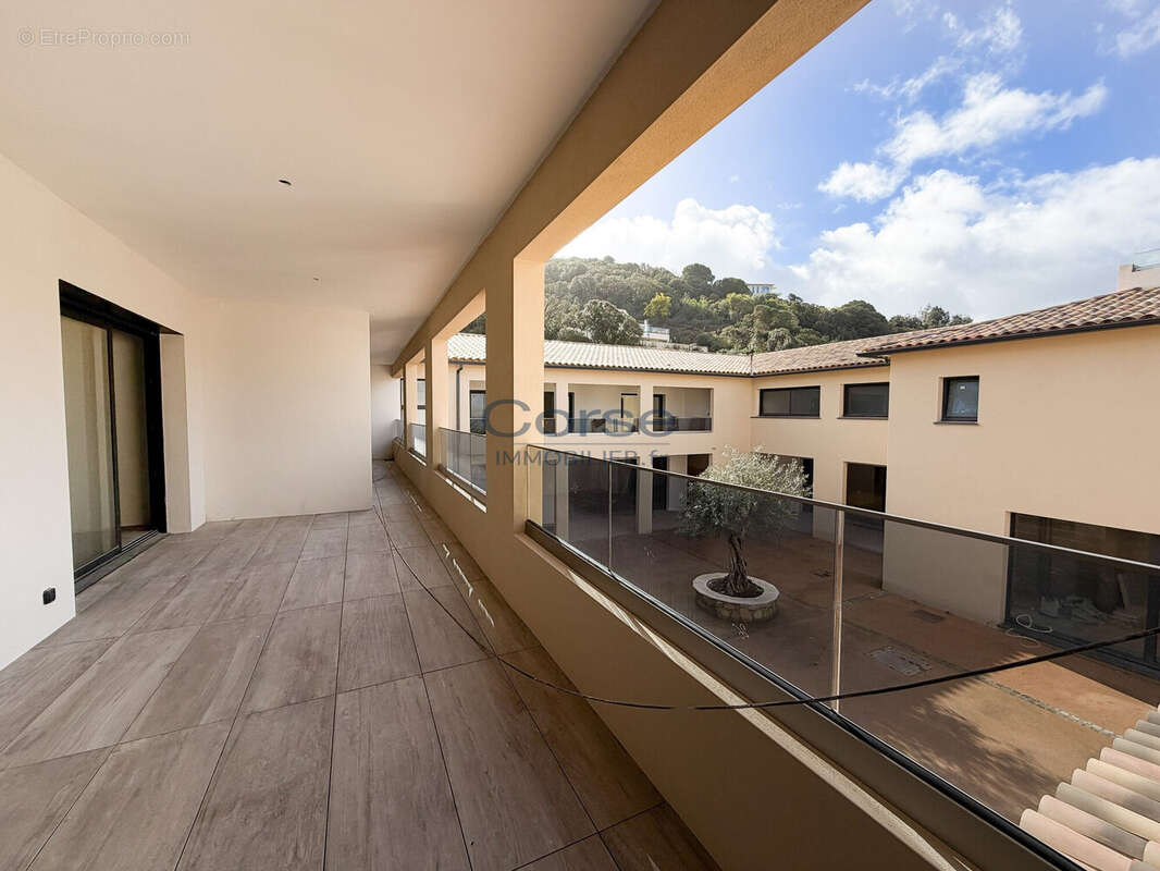 Appartement 54 m² à Pietrosella  - photo 3