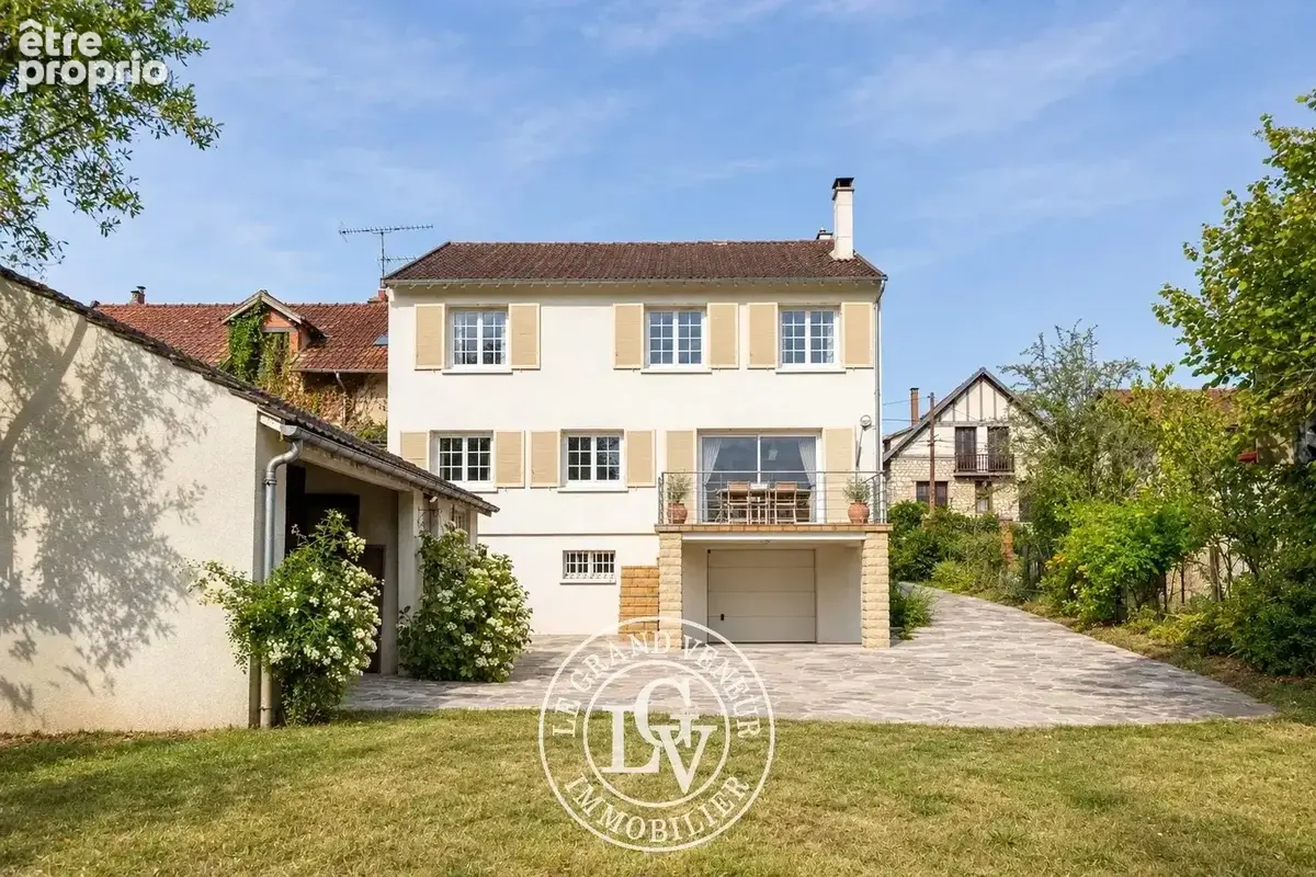 Photo Maison à Samois-Sur-Seine au prix de 580 000€