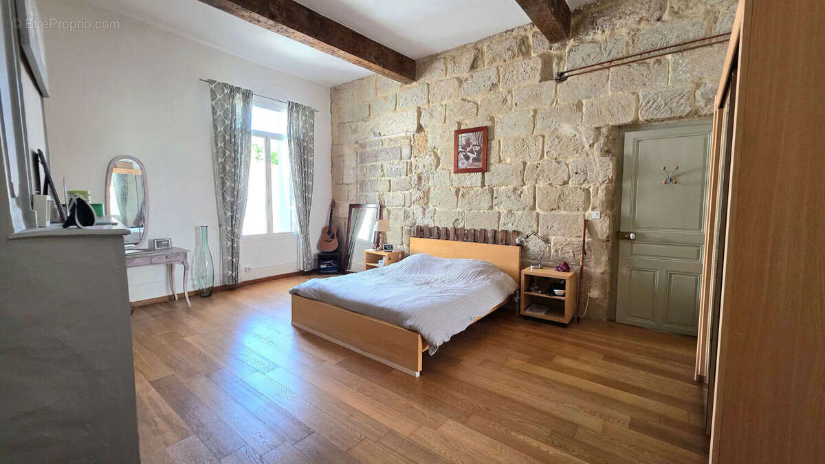 Appartement à LOUPIAN