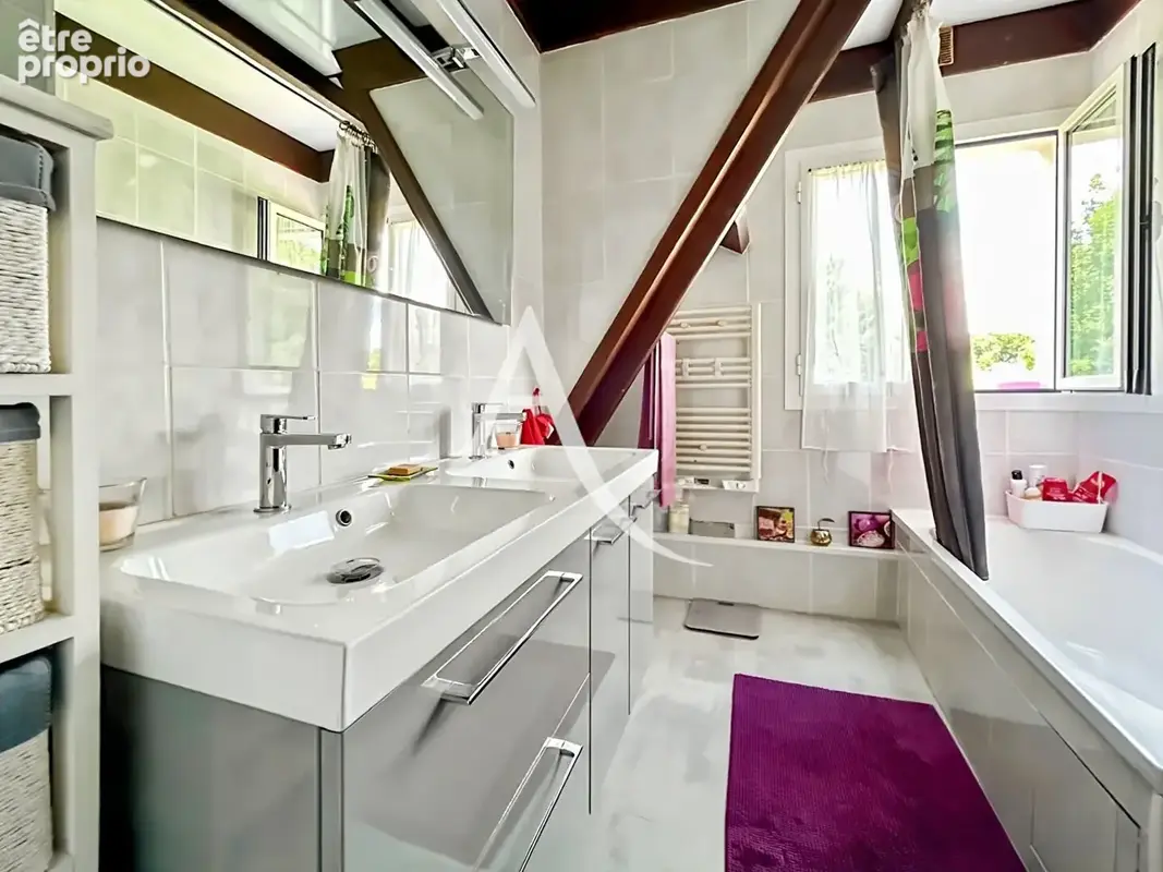Maison Bois D Arcy 8 pièces 143 m2 - photo 9