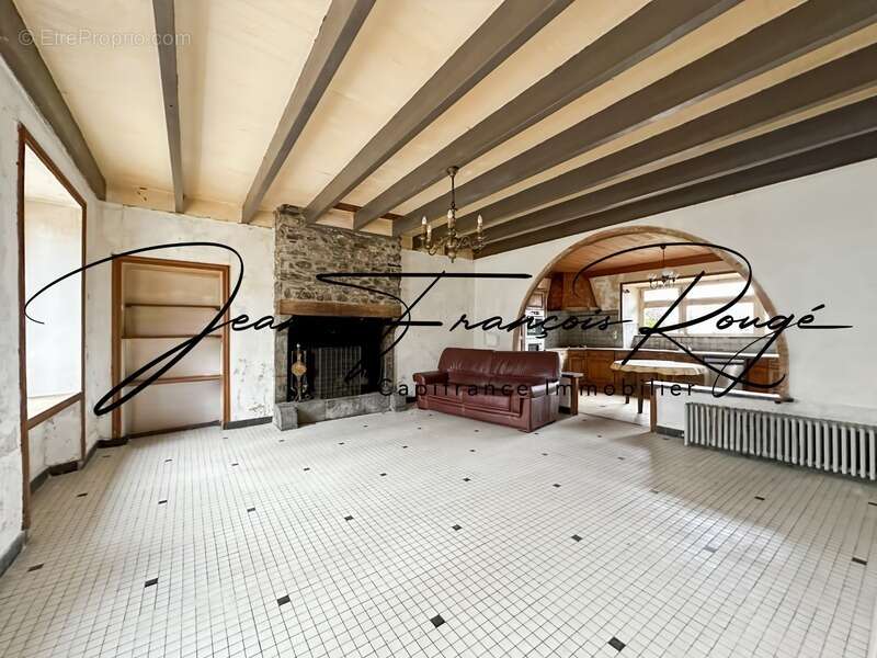 Maison à TOURVILLE-SUR-SIENNE