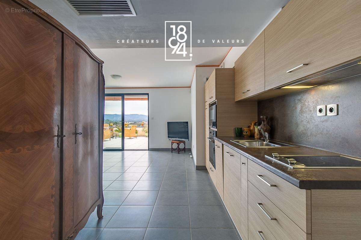 Appartement à ROUSSET