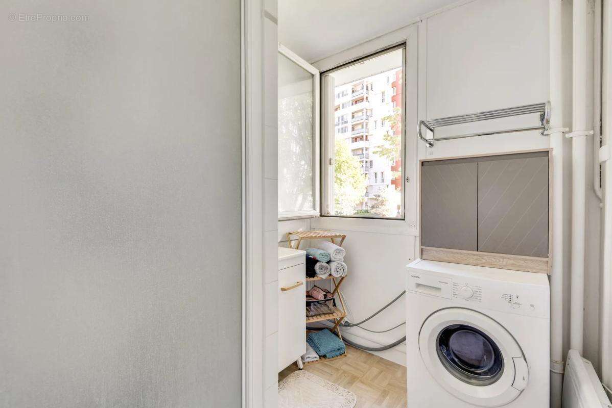 Appartement à VILLENEUVE-LA-GARENNE