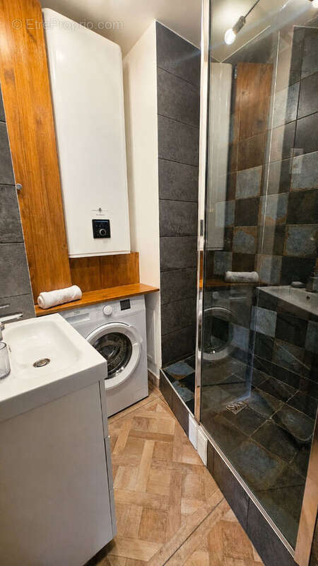 Appartement Paris 3 pièce(s) 64 m2 et 35 m² de jardin privatif - photo 9