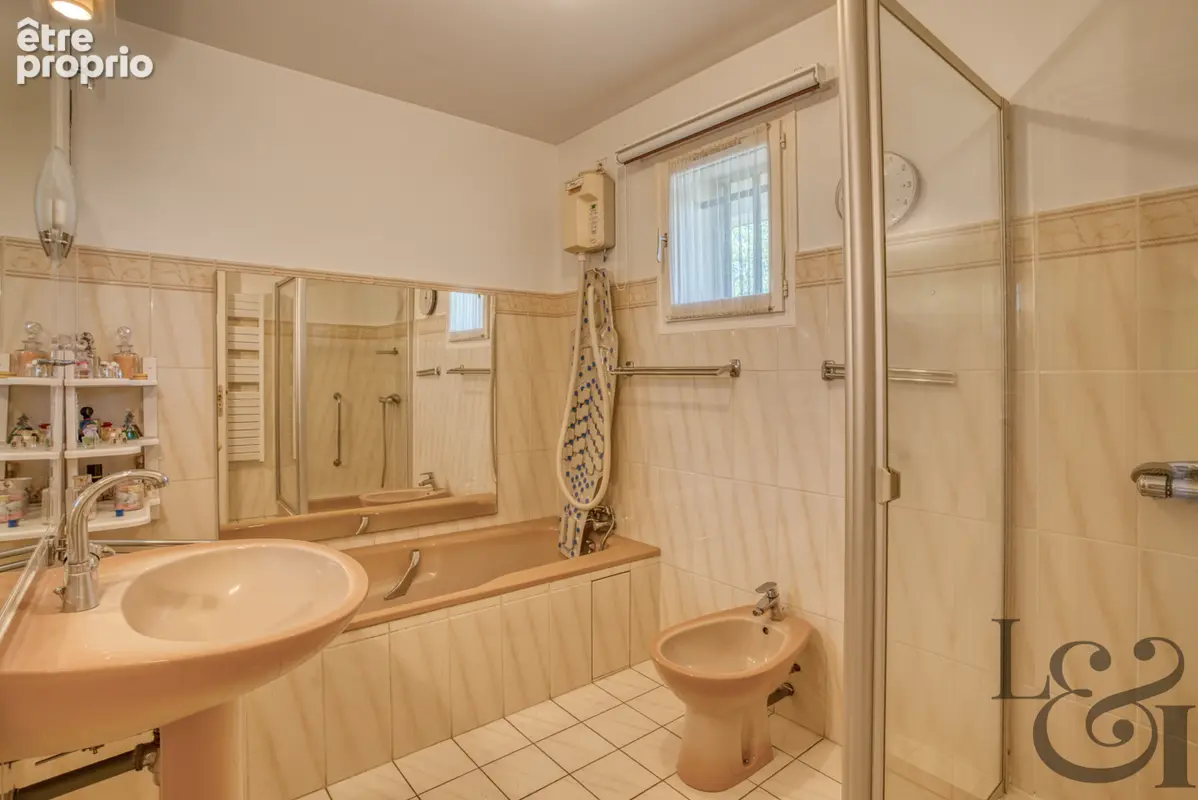 Villa traditionnelle avec garage attenant à vendre à Villeneuve-sur-Lot - photo 14