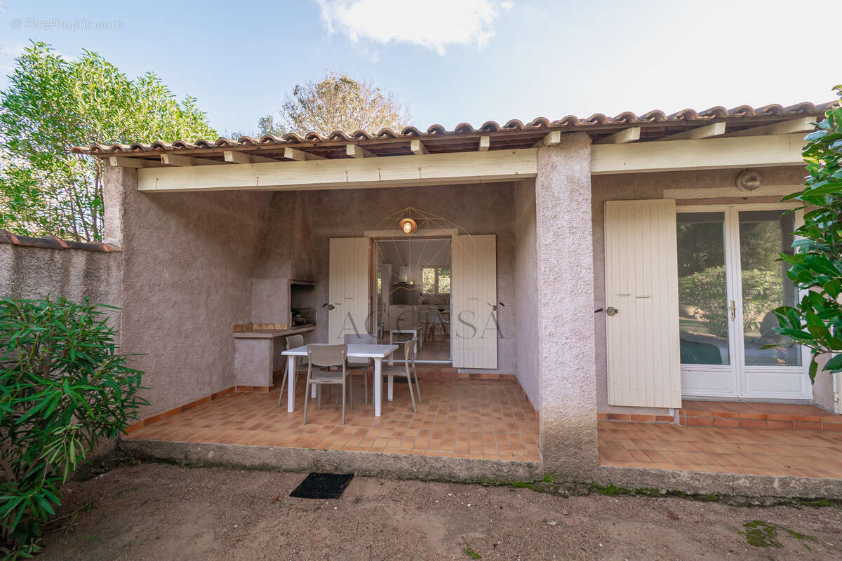 Maison à PORTO-VECCHIO