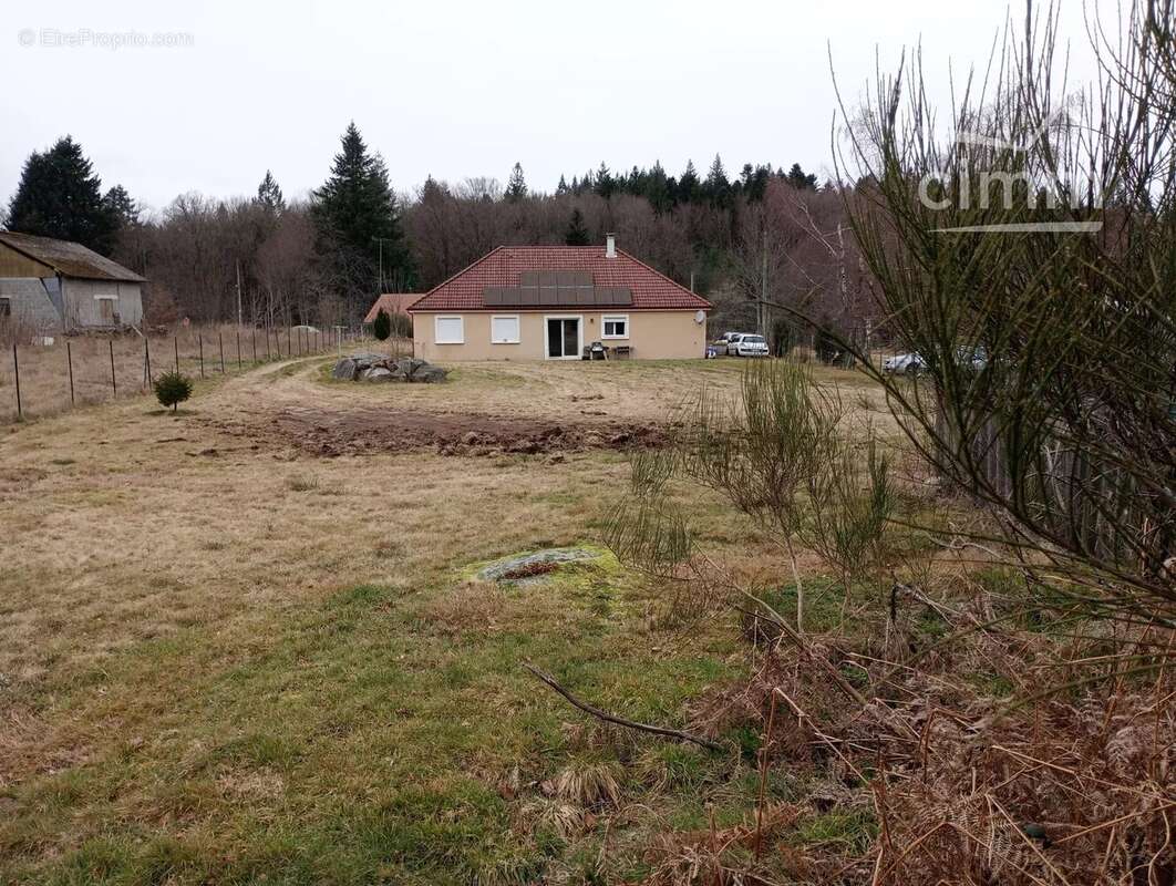 Maison 150 m² à Gentioux-Pigerolles  - photo 2