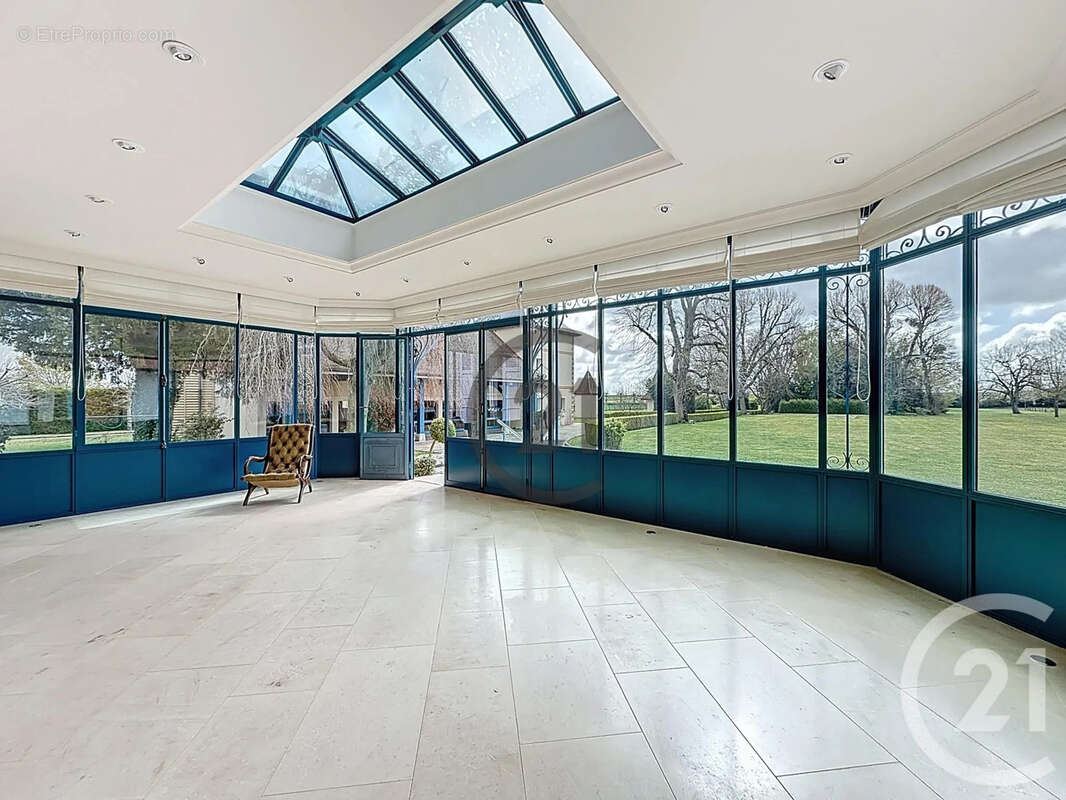 Maison à LAINES-AUX-BOIS