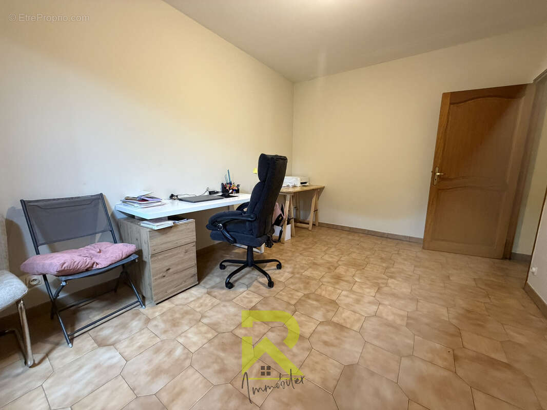 Florensac villa familiale  5 chambres - photo 10