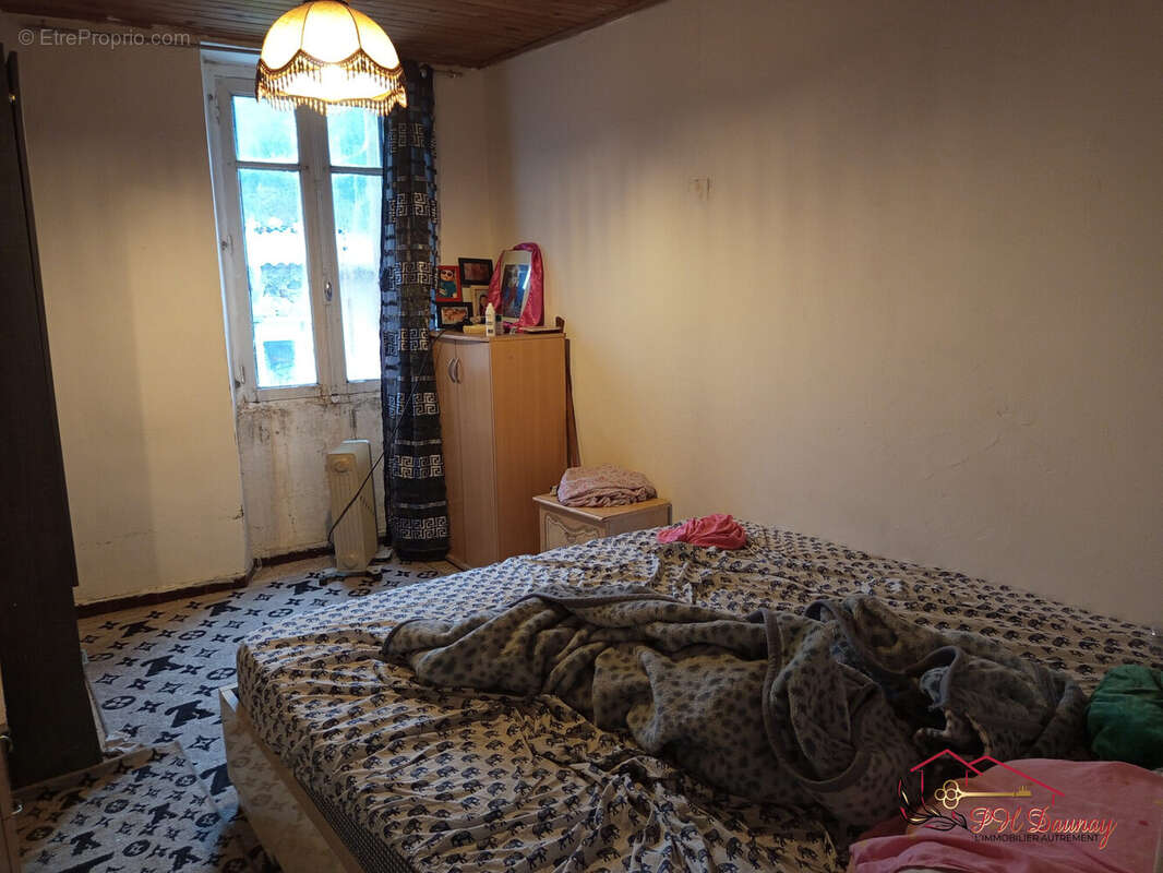 Maison à SAINT-MARTIN-DE-VALGALGUES