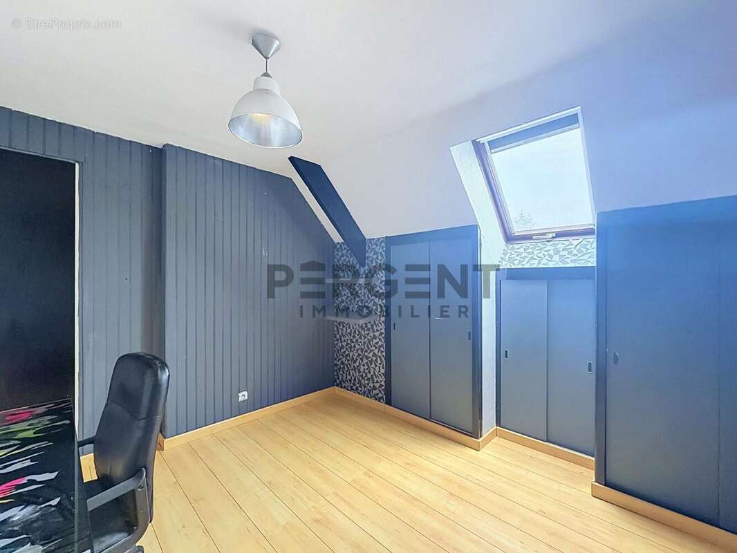 Maison 128 m² à Charleville-Mezieres  - photo 9