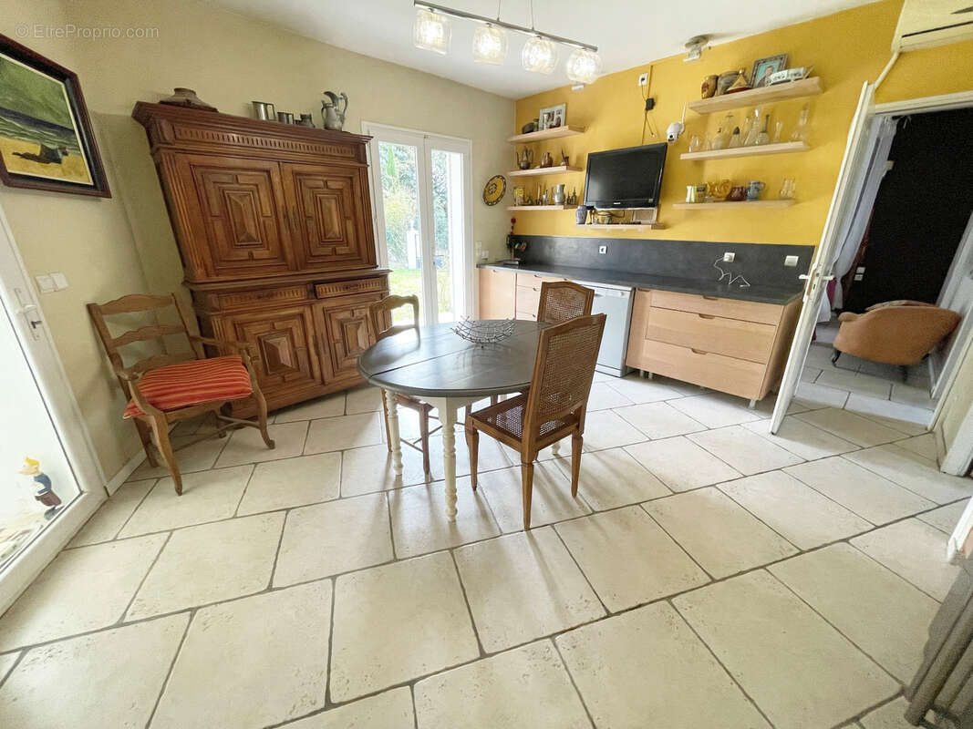 Maison à PLAN-DE-LA-TOUR