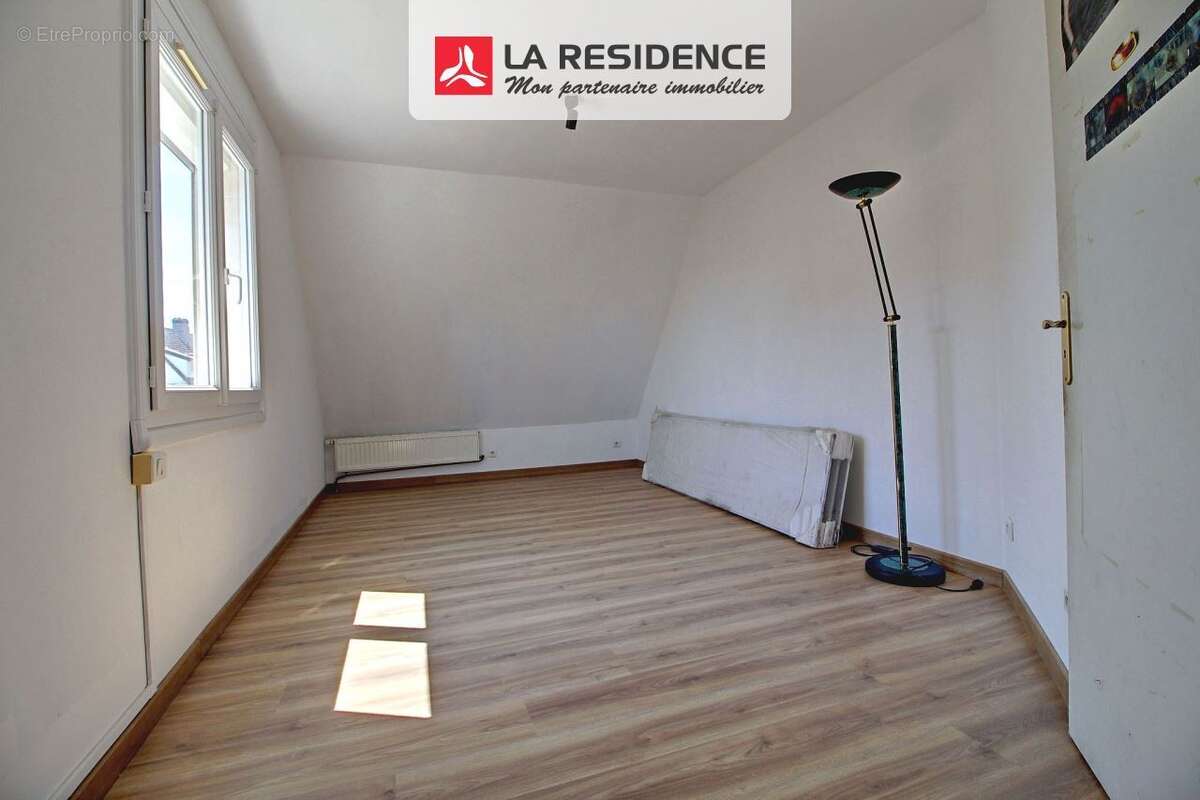 Maison à SAINT-ETIENNE-DU-ROUVRAY