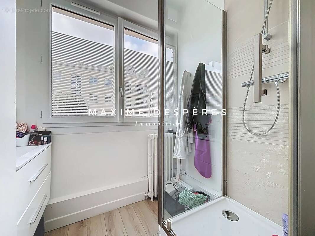 Appartement à NEUILLY-SUR-SEINE