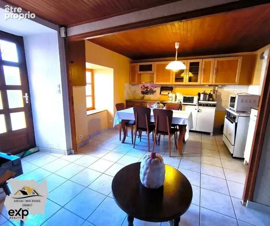 Maison 6 pièces 176 m² à vendre à Chadron (43150) - photo 9
