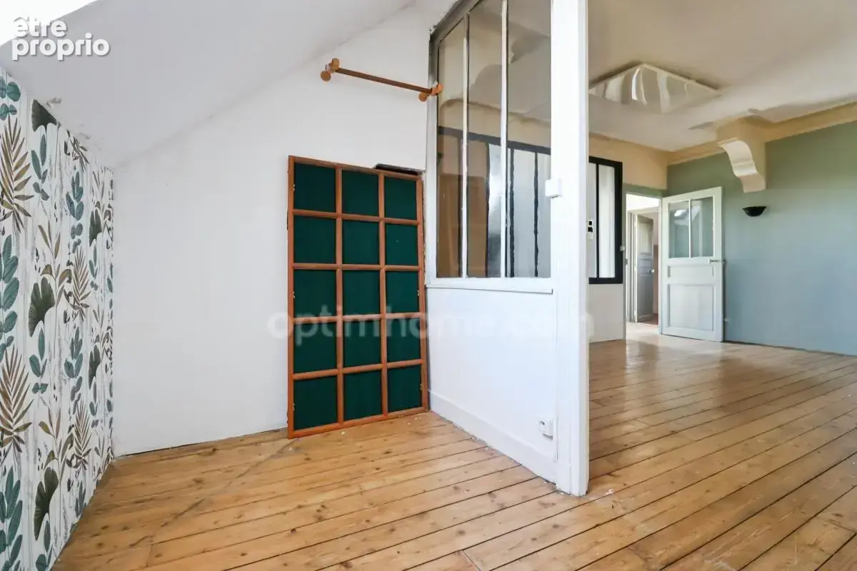Maison de Charme et de Caractère -175 m² environ - 10 pièces - 7 chambres - Terrain 1450 m² environ - SAINT SULPICE LES FEUILLES - photo 26