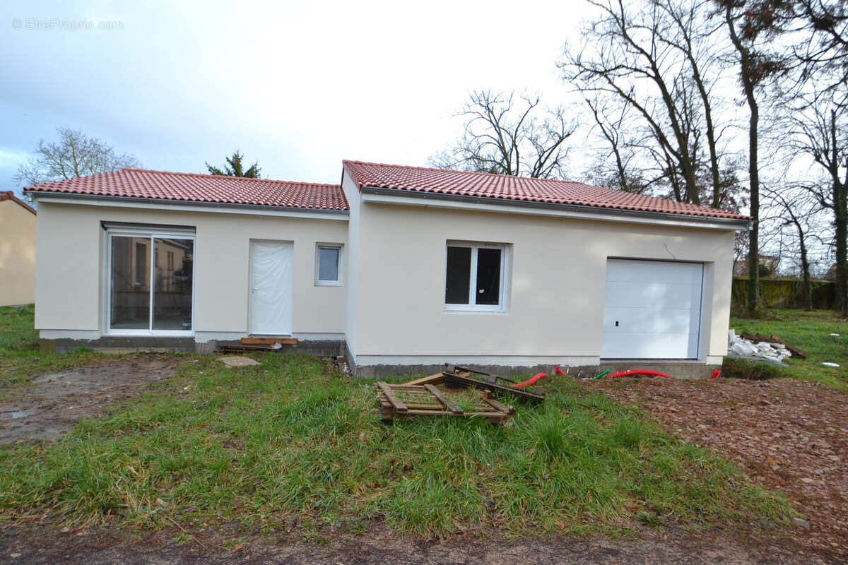 GANNAT Centre, maison neuve - photo 4