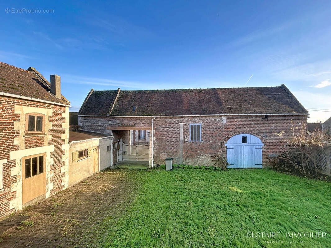 Maison à GRANDFRESNOY