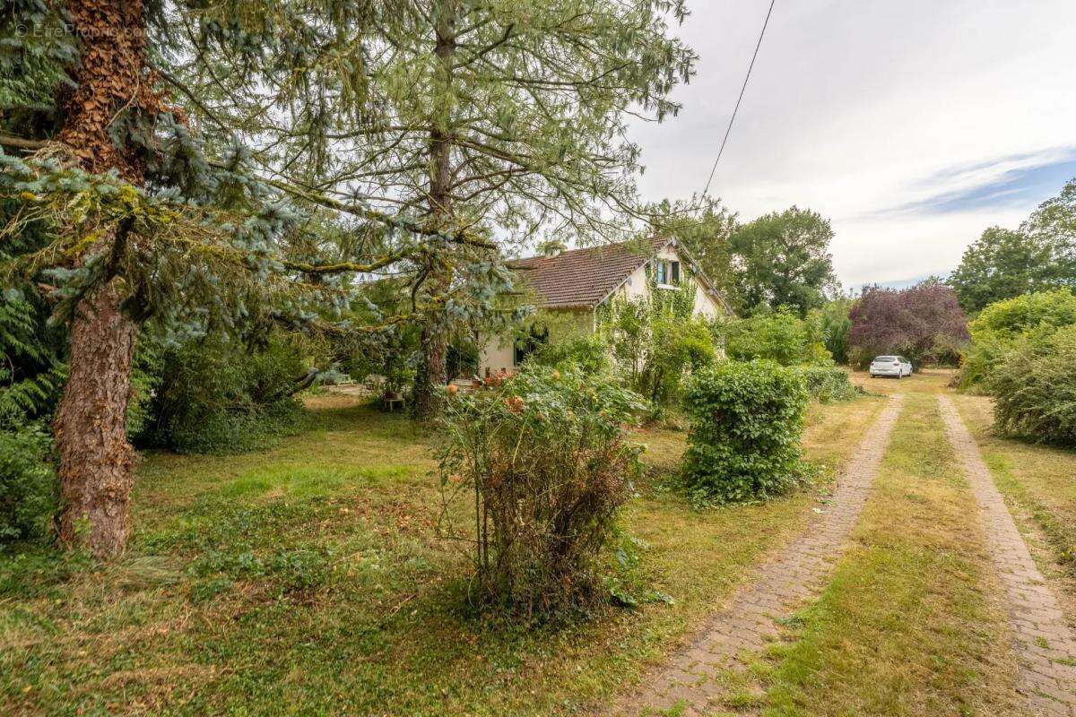 Maison à SOREL-MOUSSEL