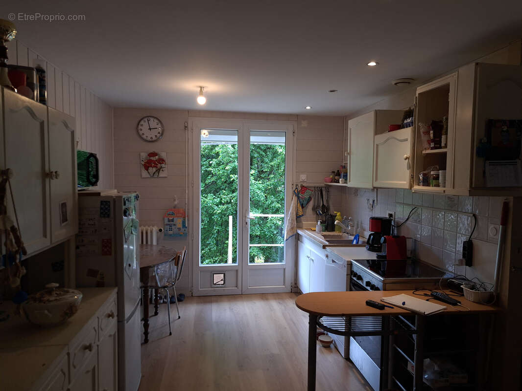 Appartement à LE CHAMBON-SUR-LIGNON