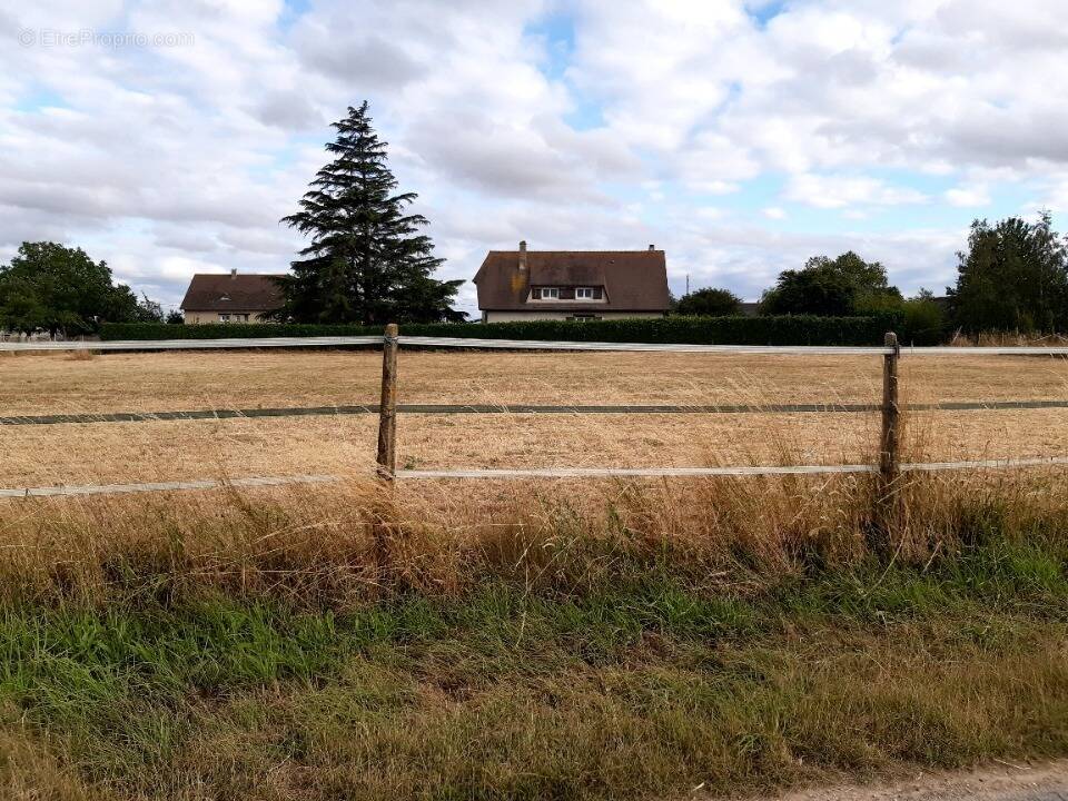 Terrain à LE NEUBOURG