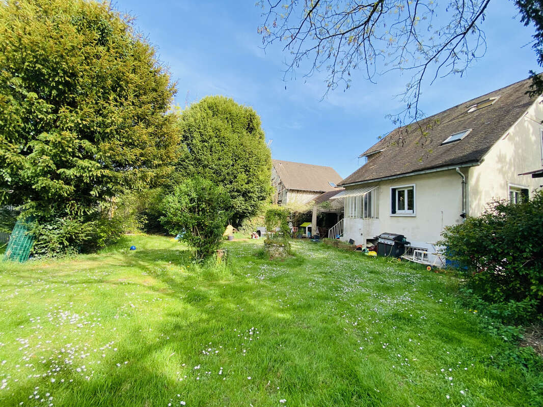 Maison à MONTIGNY-SUR-LOING