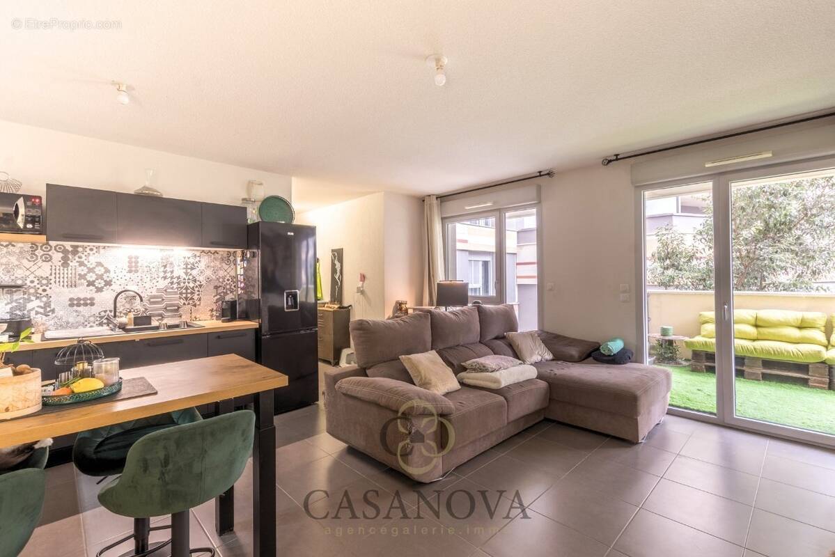 Appartement à CASTELNAU-LE-LEZ