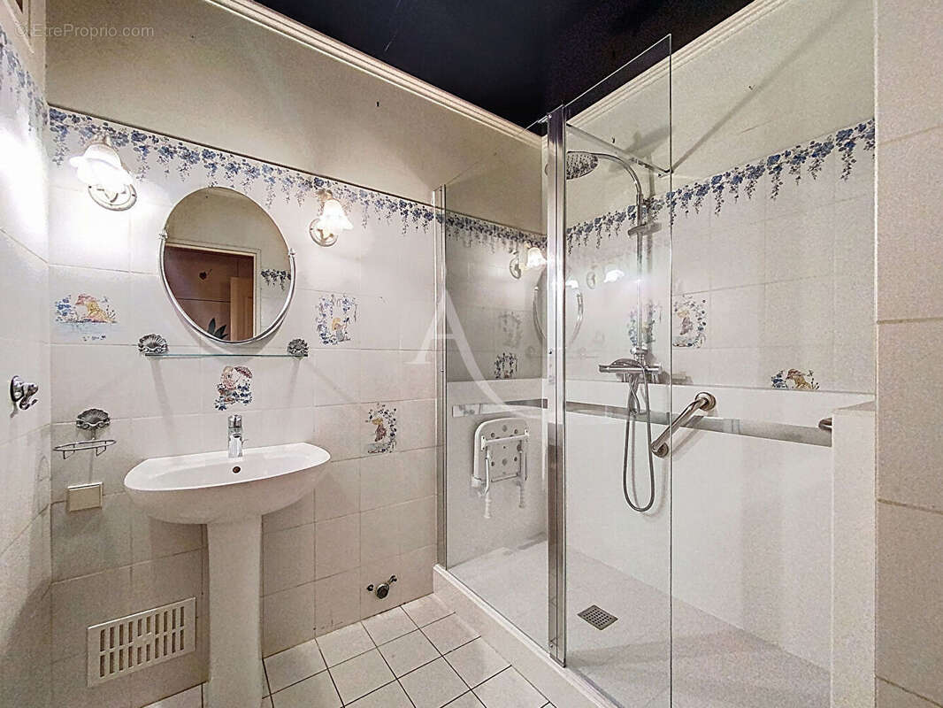 Appartement à MAREIL-MARLY