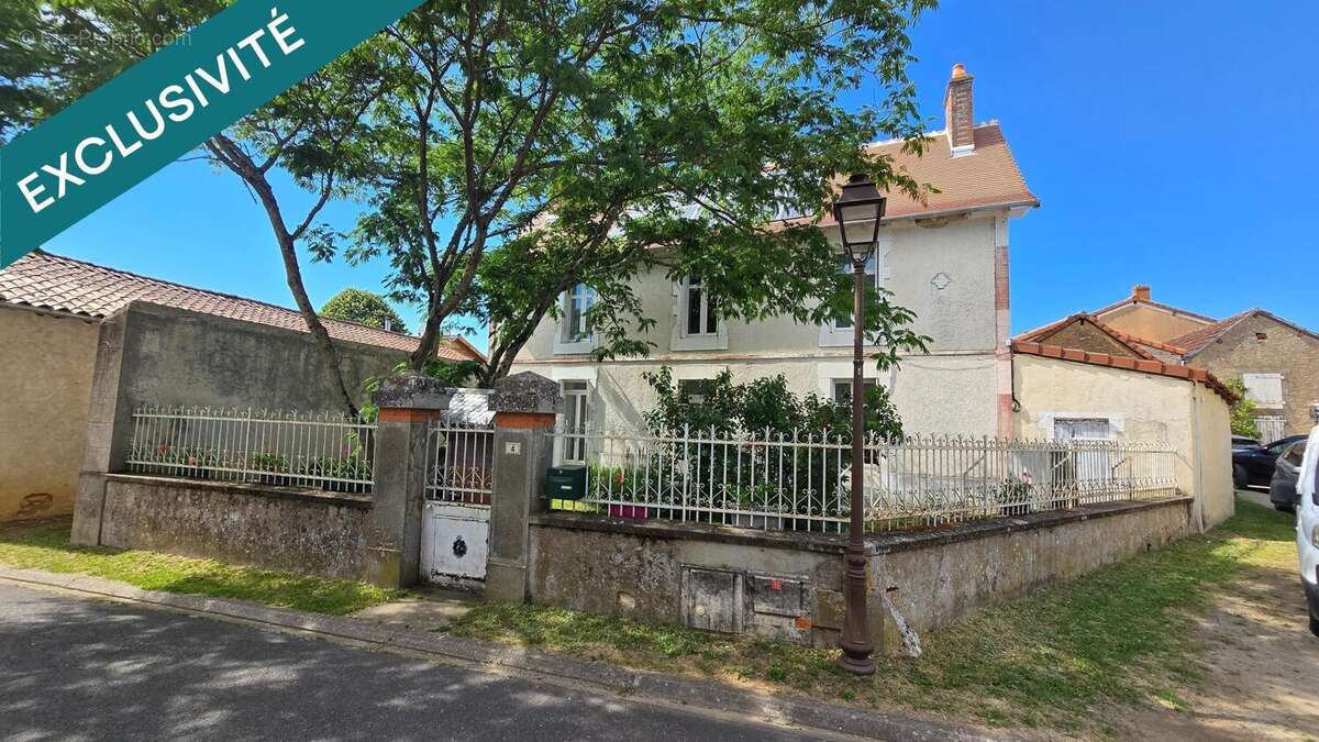 Maison 150 m² à Jouhet  - photo 3