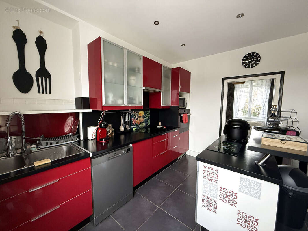 Photo 3 - Maison à MONTCEAU-LES-MINES