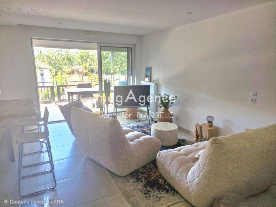 Appartement à SANARY-SUR-MER