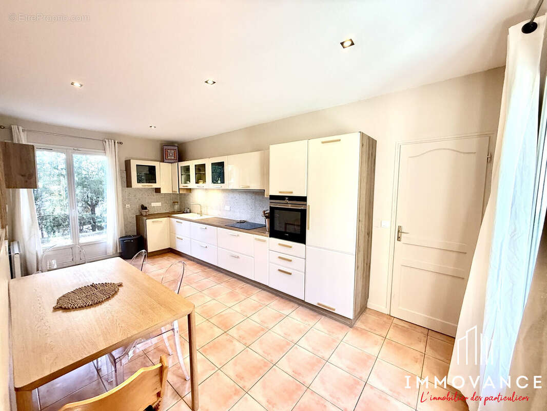 Maison à LIGNAN-SUR-ORB