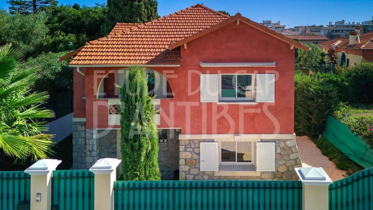 Maison à ANTIBES
