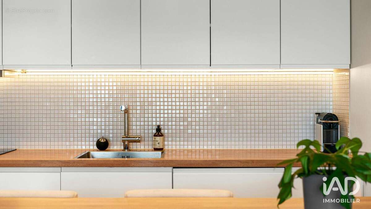 Photo 2 - Appartement à PARIS-15E