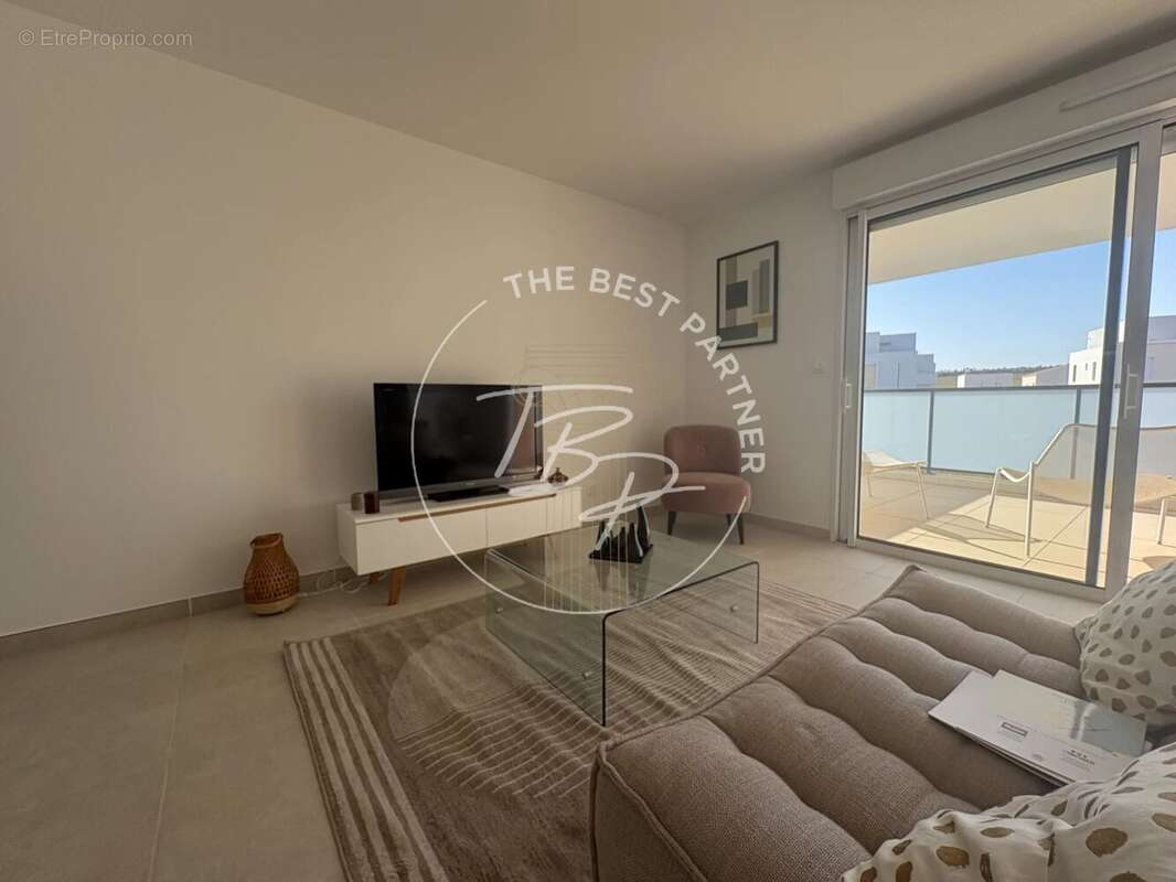 Appartement à SAUVIAN