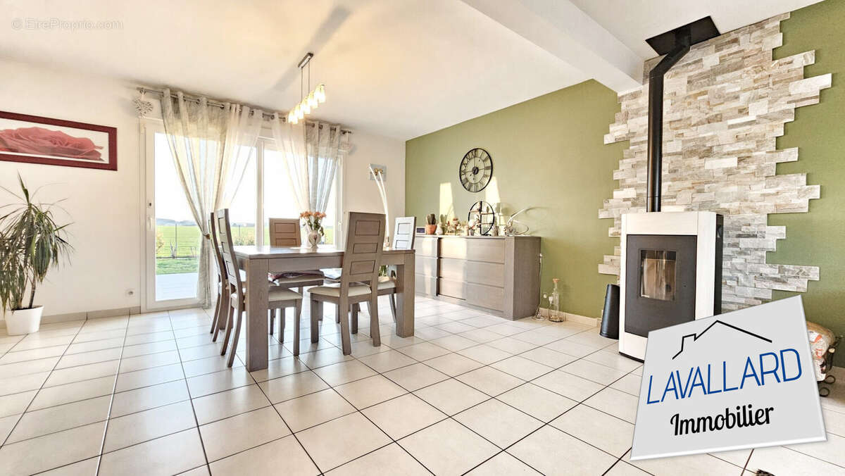 Maison à AILLY-SUR-SOMME