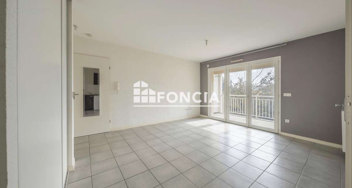 Appartement à VILLENAVE-D&#039;ORNON