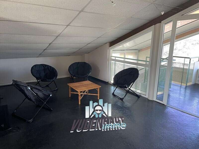 Commerce à VILLENEUVE-TOLOSANE